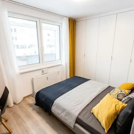 Bratislava, Moderny Apartman S Dobrou Dostupnostou
