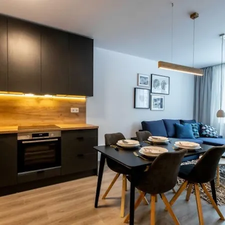 Bratislava, Moderny Apartman S Dobrou Dostupnostou Appartement Bratislava