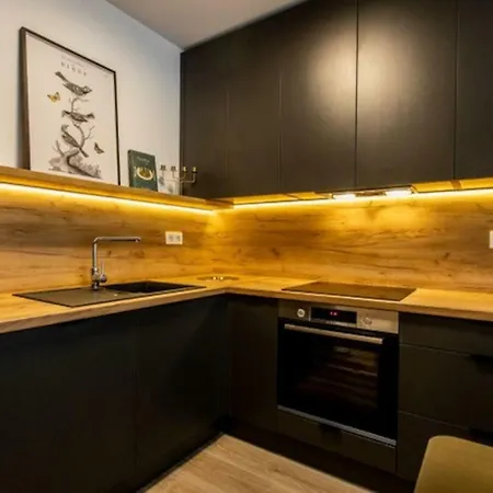 Bratislava, Moderny Apartman S Dobrou Dostupnostou Bratislava