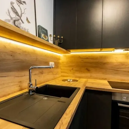 Bratislava, Moderny Apartman S Dobrou Dostupnostou Bratislava